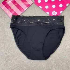 New Victoria’s Secret Black Daisy Shine Lace Trim cotton Brief panties large L